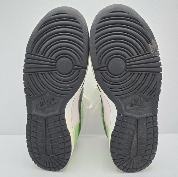 Nike | Y2K distressed Dunks lime hunter green sporty sneakers | MENS 8.5 - Picture 12 of 12